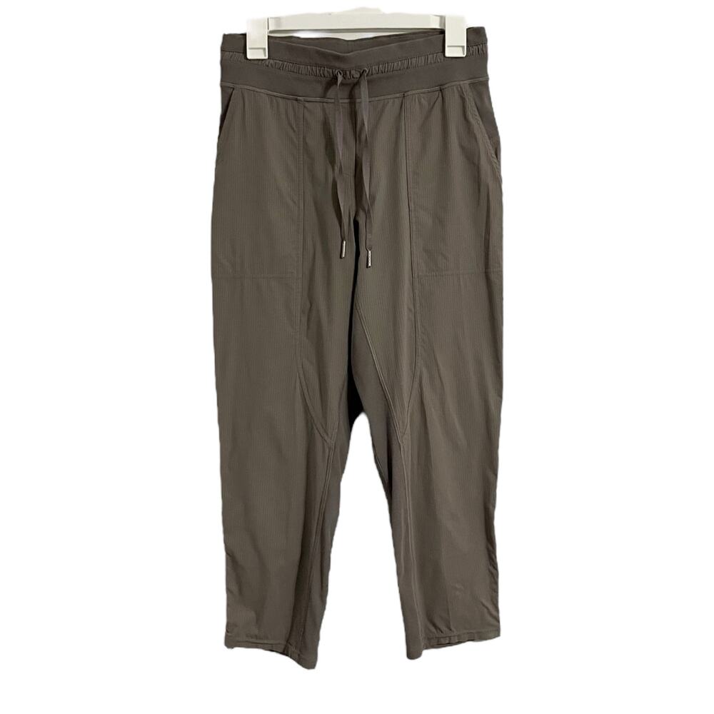 Lululemon Dance Studio Crop Pants Half Moon Size 6